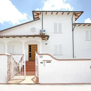 Affitti Brevi House , Cascina Italië